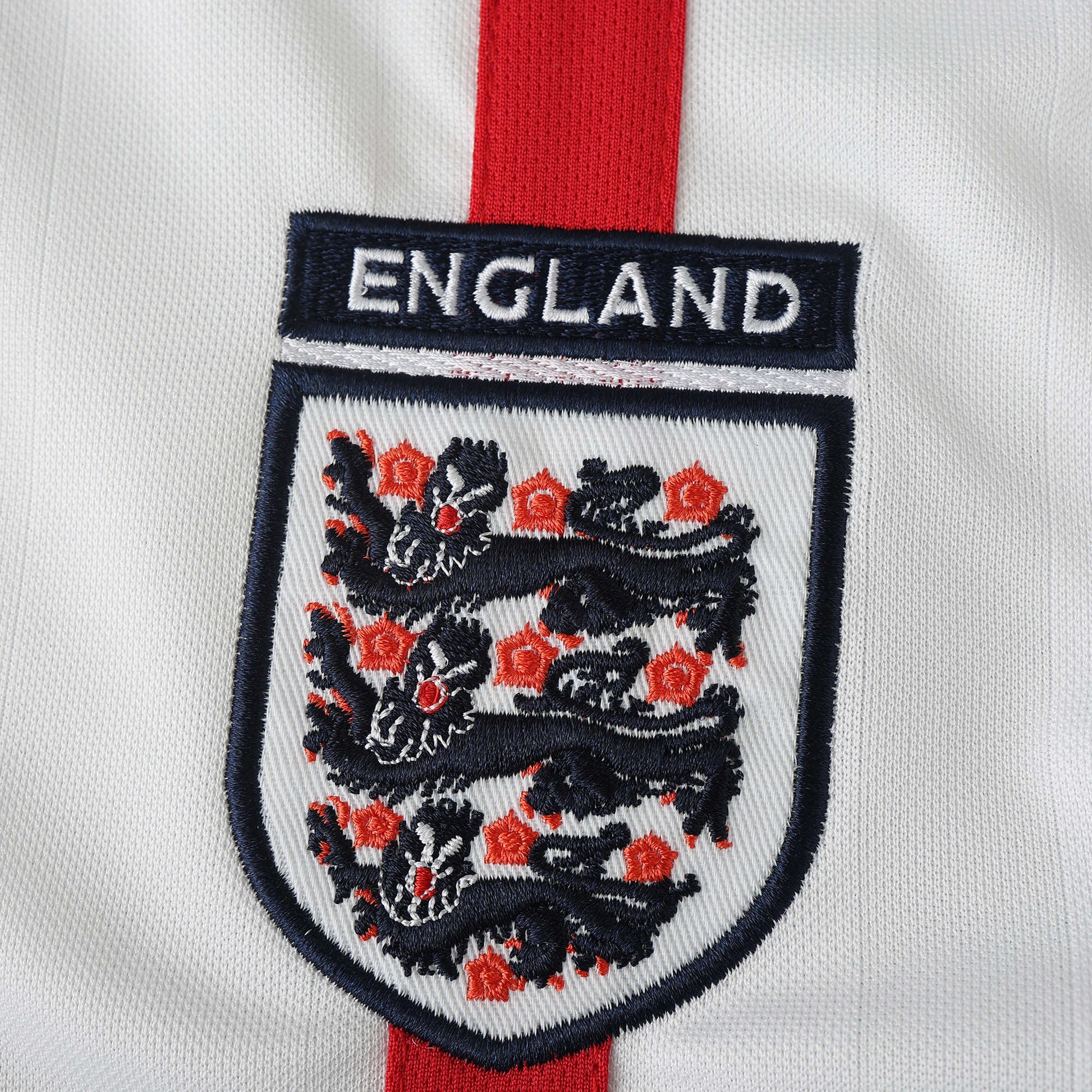 England 2002 home kit